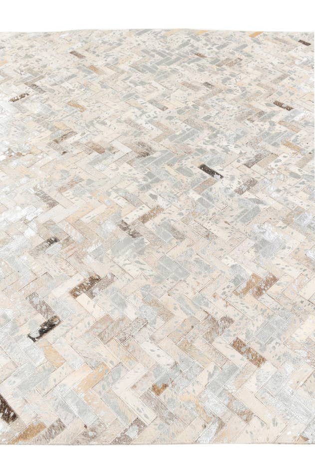 Detail image of 5' 4 x 7' 6 Cowhide Stocks Rug