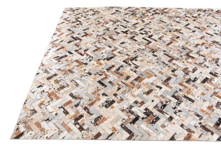 Detail image of 5' 2 x 7' 6 Cowhide Stocks Rug
