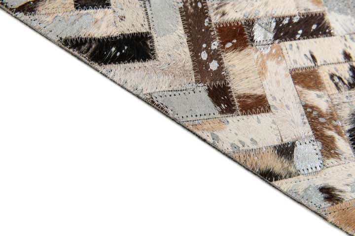 5' 2 x 7' 6 Cowhide Stocks Rug