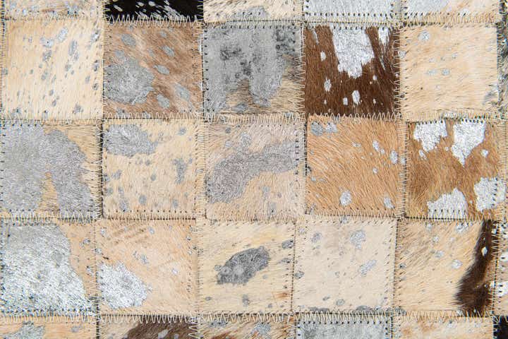 5' x 7' 3 Cowhide Stocks Rug