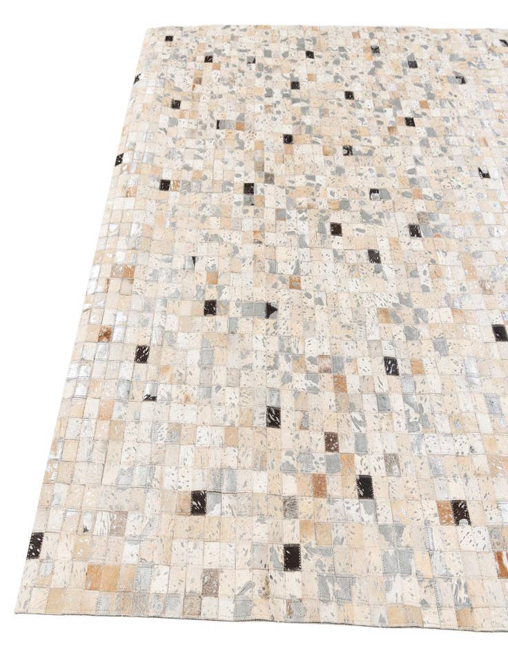 Detail image of 5' 4 x 7' 6 Cowhide Stocks Rug