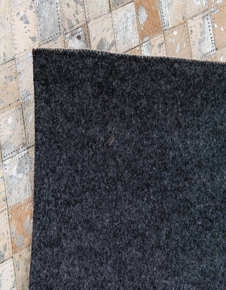 Detail image of 5' 4 x 7' 6 Cowhide Stocks Rug