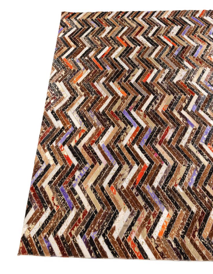 Detail image of 5' x 7' 8 Cowhide Stocks Rug