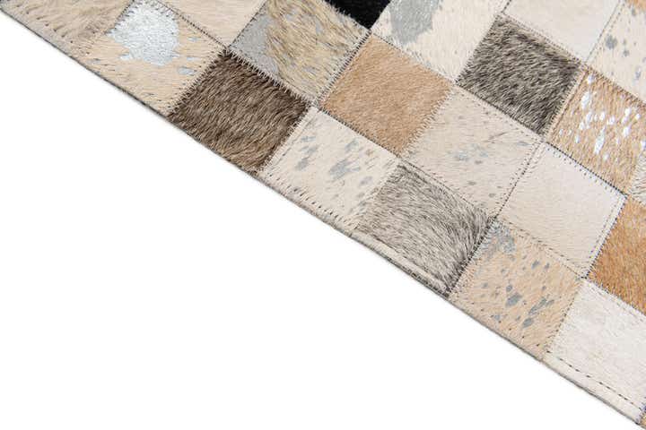 5' 2 x 8' 2 Cowhide Stocks Rug