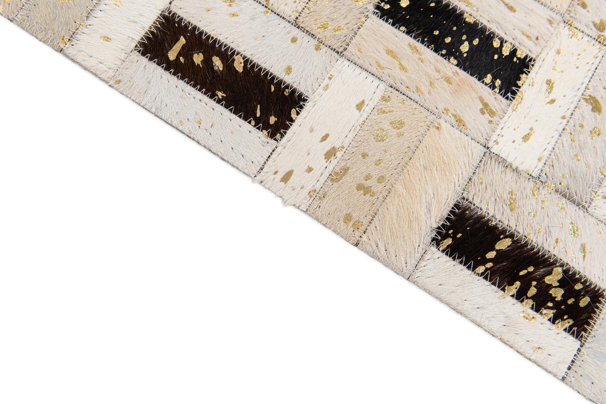 5' 2 x 8' Cowhide Stocks Rug