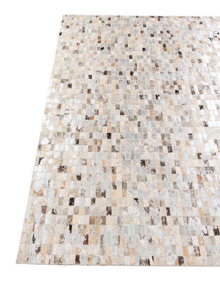 Detail image of 5' 4 x 7' 7 Cowhide Stocks Rug