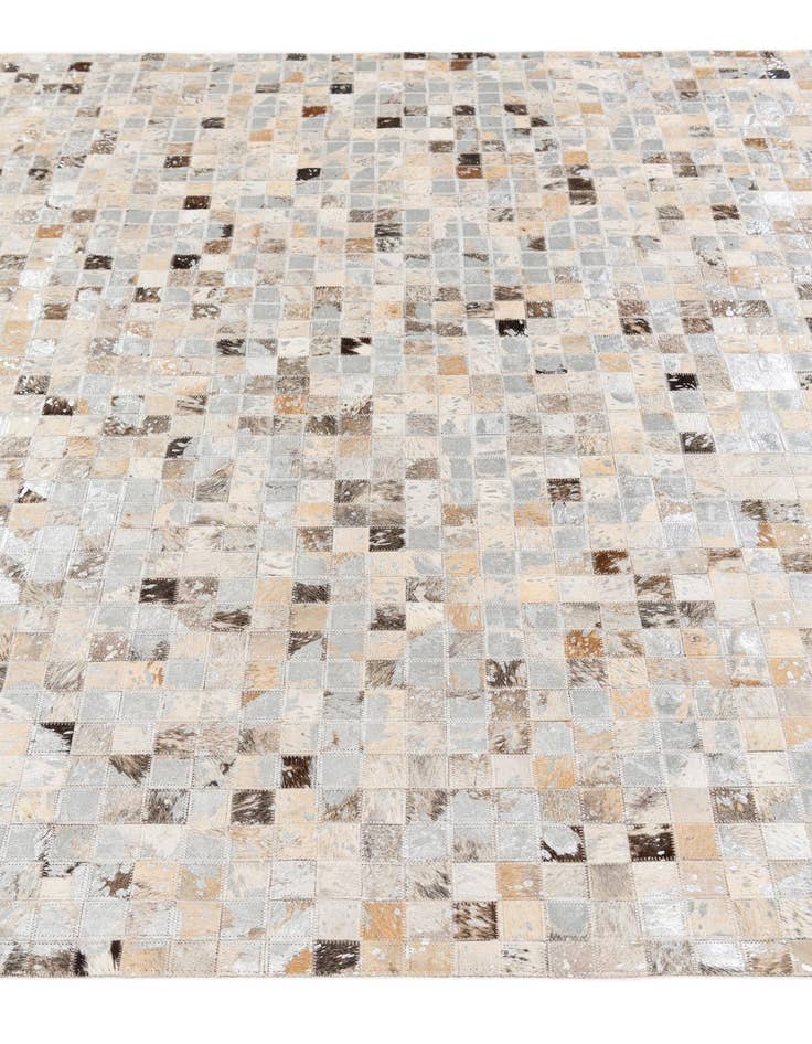 Detail image of 5' 4 x 7' 7 Cowhide Stocks Rug