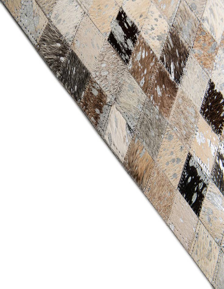 Detail image of 5' 4 x 7' 6 Cowhide Stocks Rug