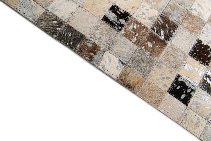 Detail image of 5' 4 x 7' 6 Cowhide Stocks Rug