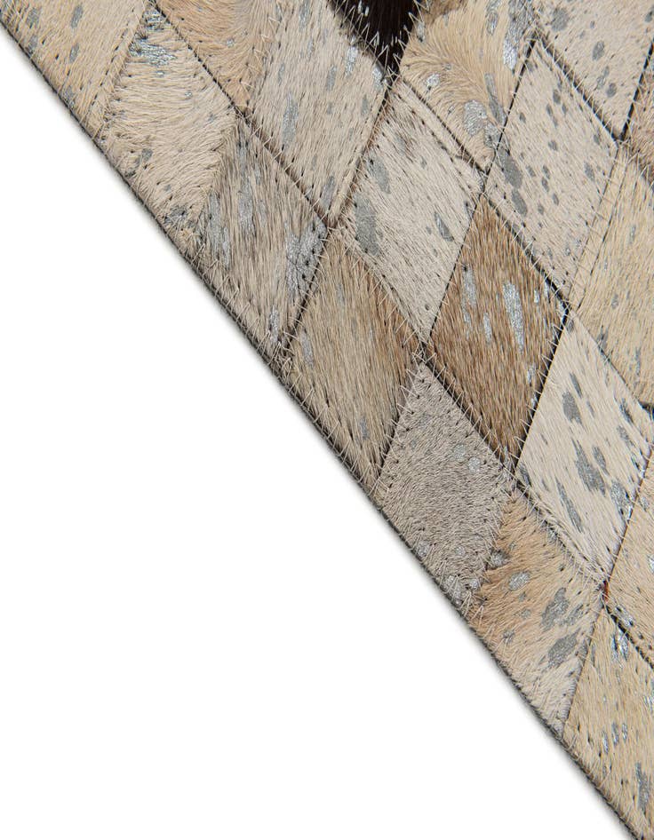 Detail image of 5' 3 x 7' 7 Cowhide Stocks Rug