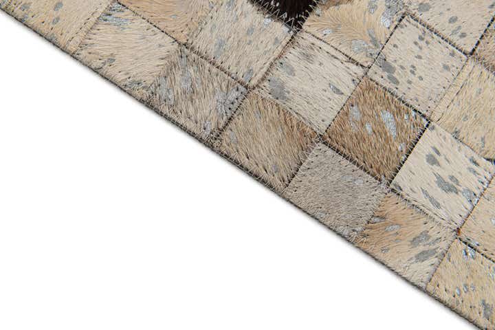 5' 3 x 7' 7 Cowhide Stocks Rug