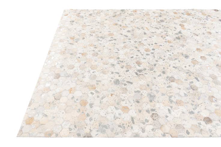 Detail image of 5' x 7' 11 Cowhide Stocks Rug