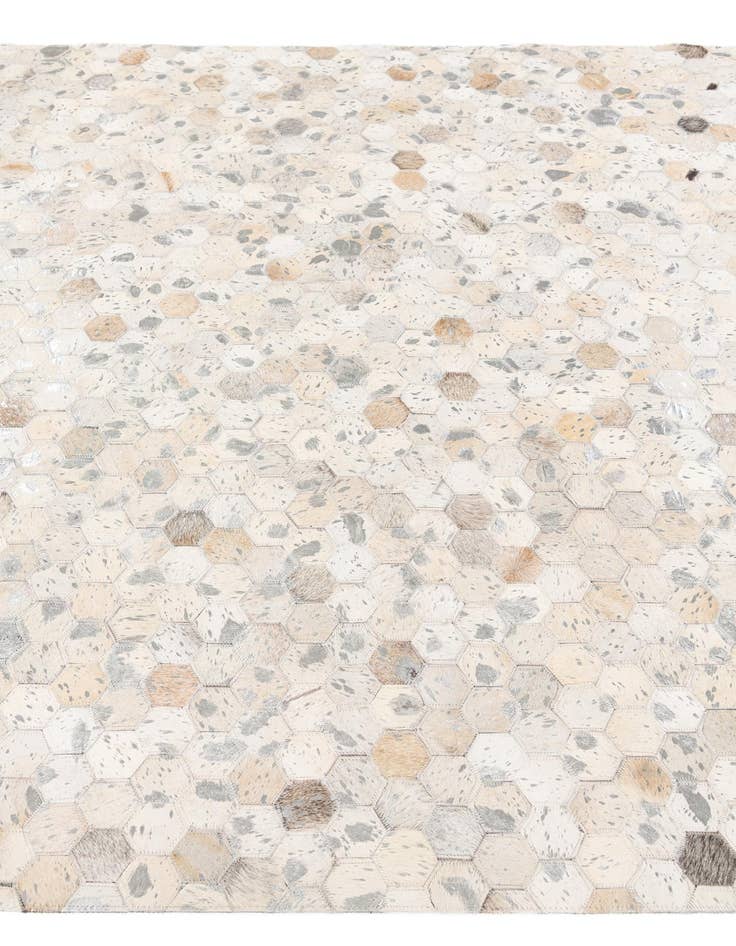 Detail image of 5' x 7' 11 Cowhide Stocks Rug