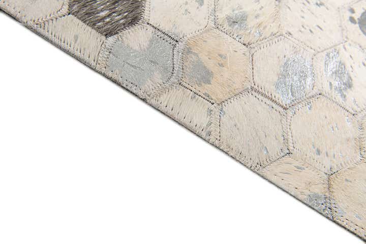 5' x 7' 11 Cowhide Stocks Rug