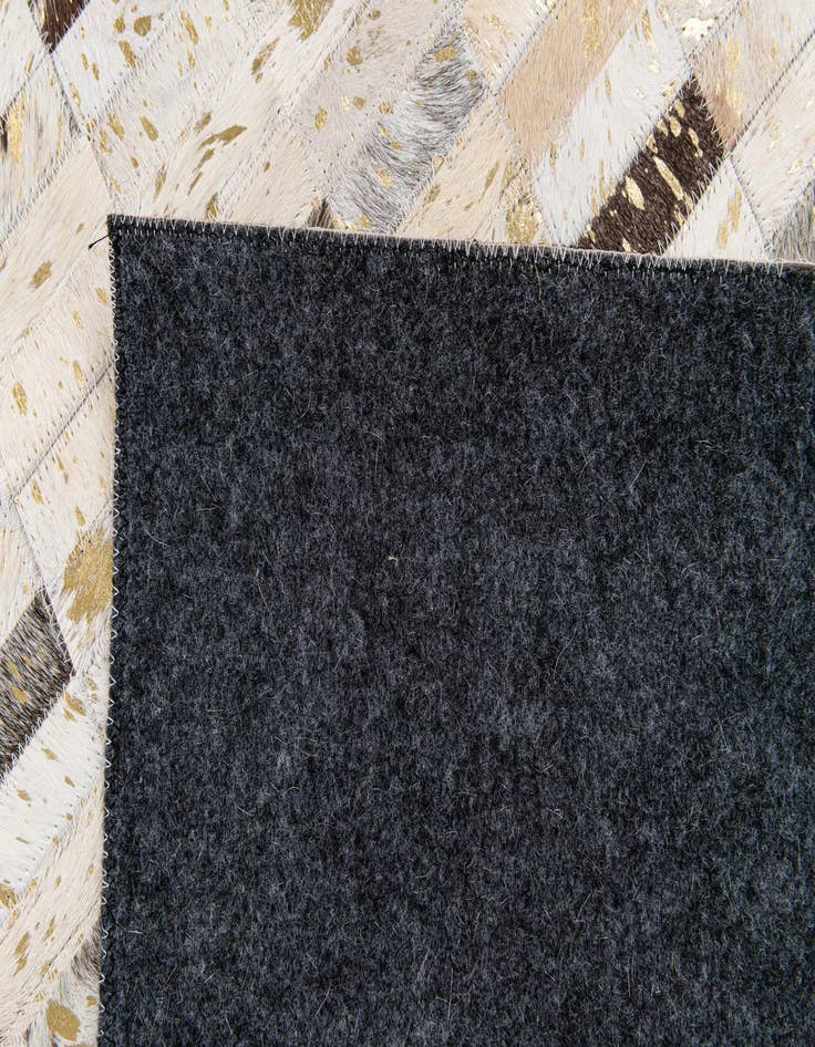 Detail image of 5' 2 x 7' 10 Cowhide Stocks Rug