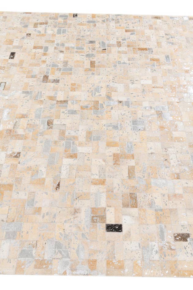 Detail image of 5' 3 x 7' 6 Cowhide Stocks Rug