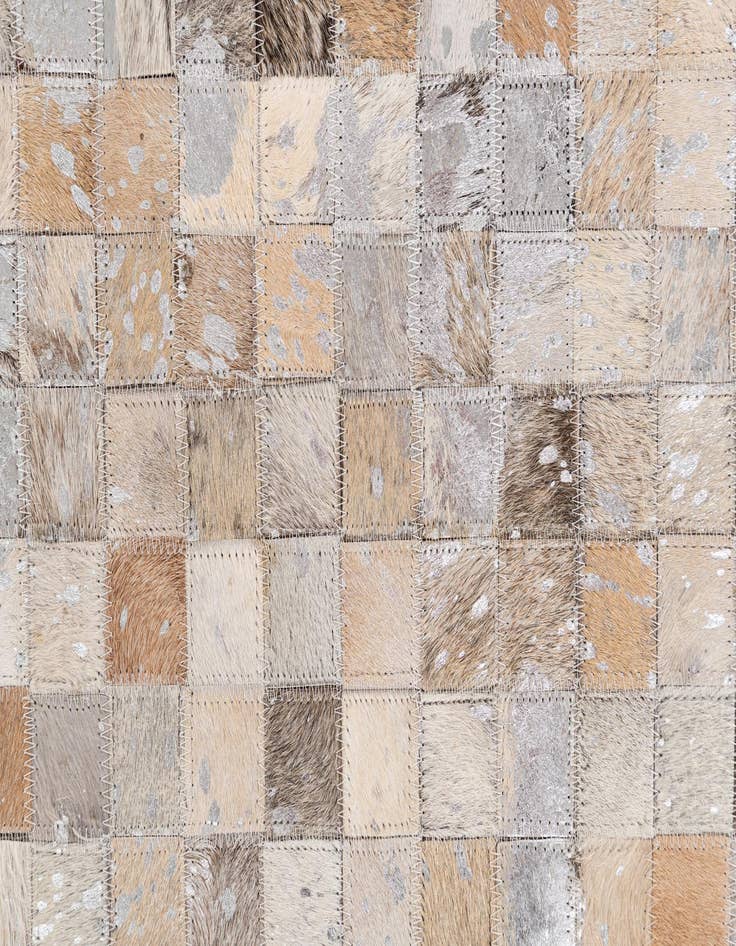 Detail image of 5' 4 x 7' 7 Cowhide Stocks Rug