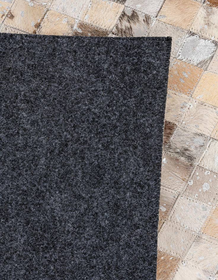 Detail image of 5' 4 x 7' 7 Cowhide Stocks Rug