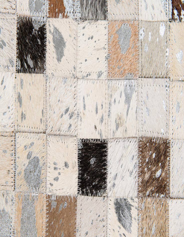 Detail image of 5' 1 x 7' 10 Cowhide Stocks Rug