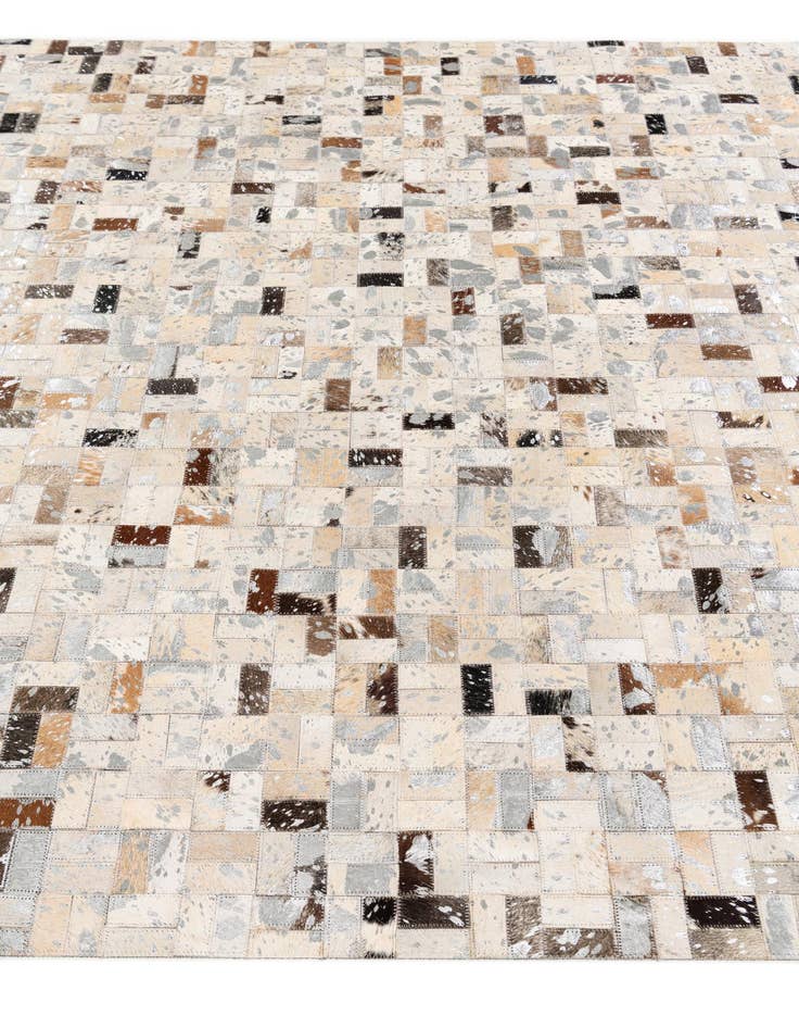 Detail image of 5' 4 x 7' 6 Cowhide Stocks Rug