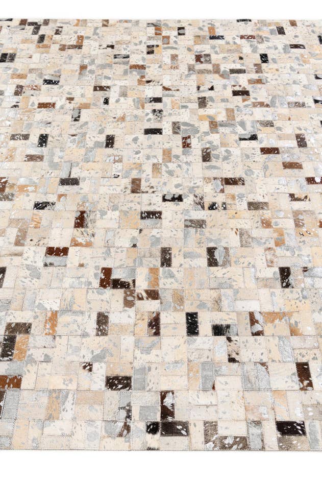 Detail image of 5' 4 x 7' 6 Cowhide Stocks Rug