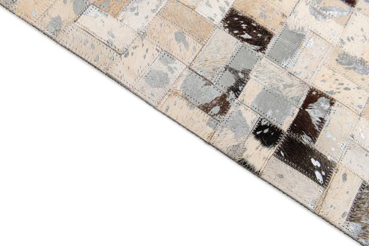 Detail image of 5' 4 x 7' 6 Cowhide Stocks Rug