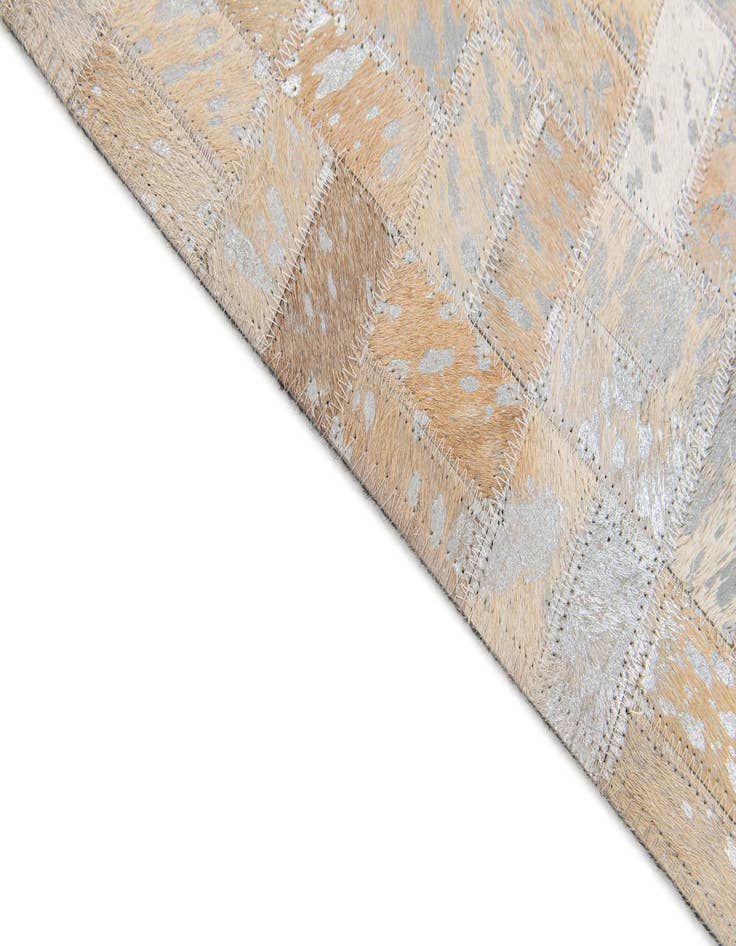 Detail image of 5' 3 x 7' 5 Cowhide Stocks Rug