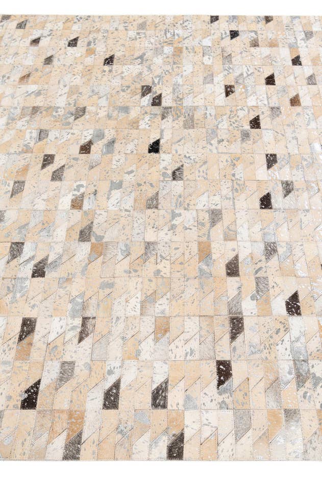 Detail image of 5' 4 x 7' 6 Cowhide Stocks Rug