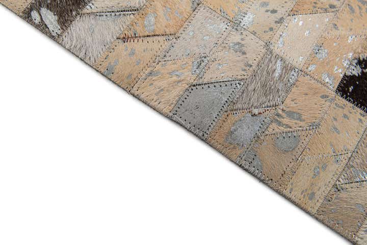 5' 4 x 7' 6 Cowhide Stocks Rug