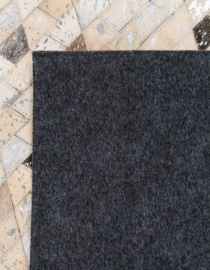 Detail image of 5' 4 x 7' 6 Cowhide Stocks Rug