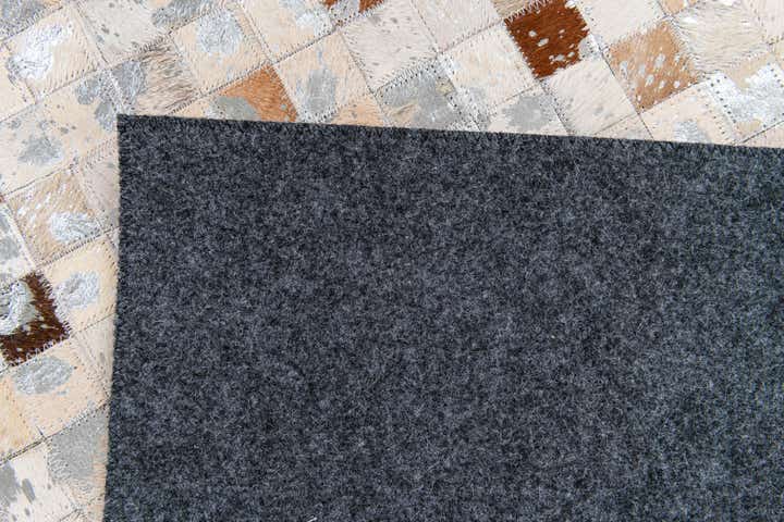 5' 1 x 7' 11 Cowhide Stocks Rug