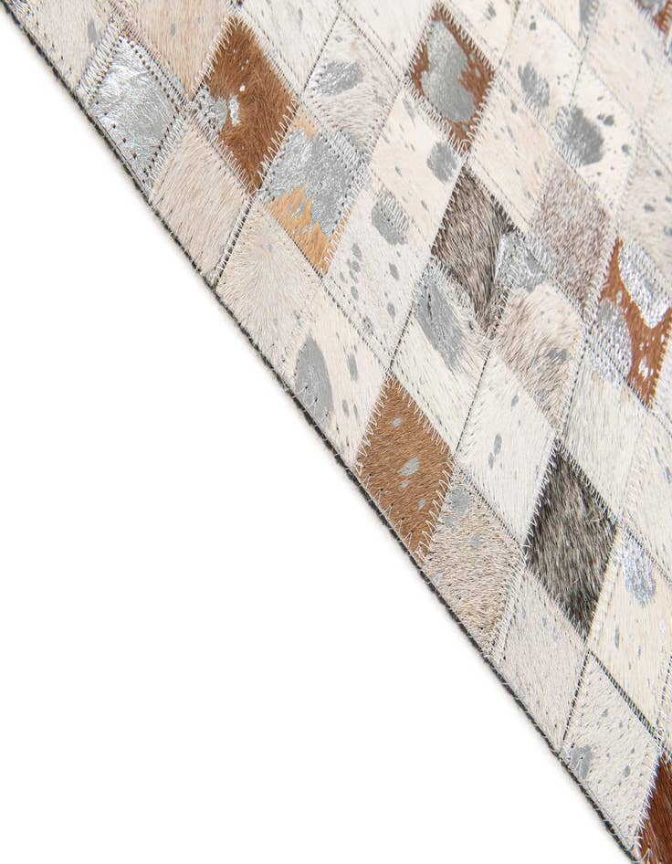Detail image of 5' x 8' Cowhide Stocks Rug