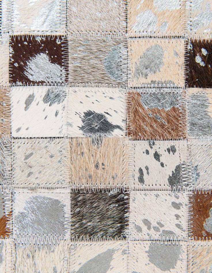 Detail image of 5' x 8' Cowhide Stocks Rug