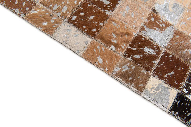 Detail image of 5' 2 x 7' 6 Cowhide Stocks Rug