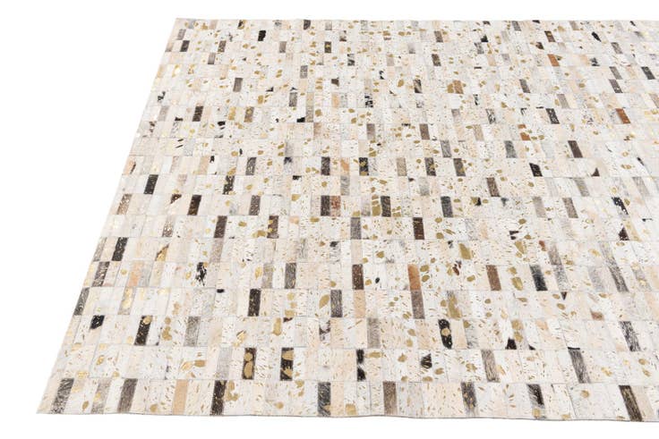 Detail image of 5' 2 x 7' 11 Cowhide Stocks Rug
