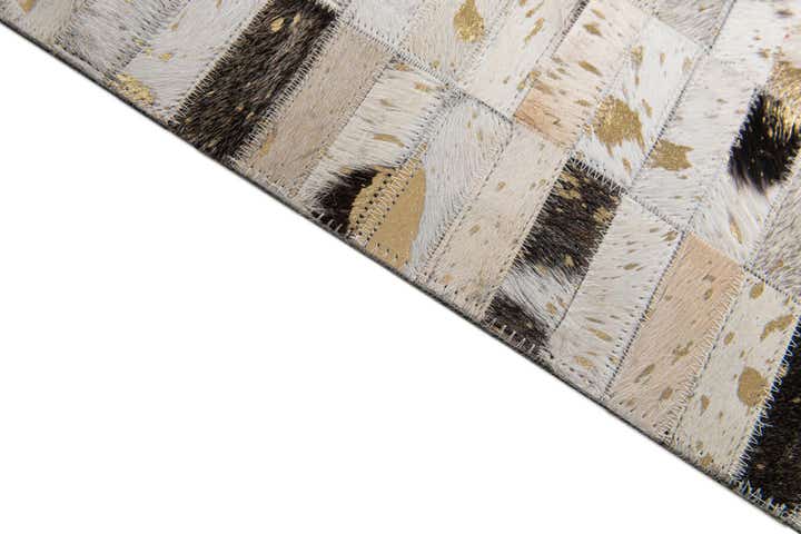 5' 2 x 7' 11 Cowhide Stocks Rug