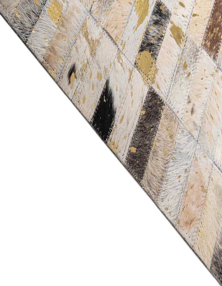 Detail image of 5' 2 x 7' 11 Cowhide Stocks Rug