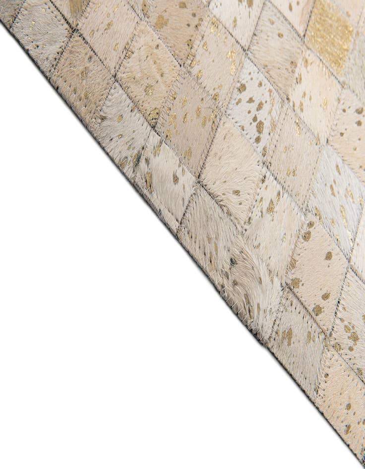 Detail image of 5' 3 x 7' 5 Cowhide Stocks Rug