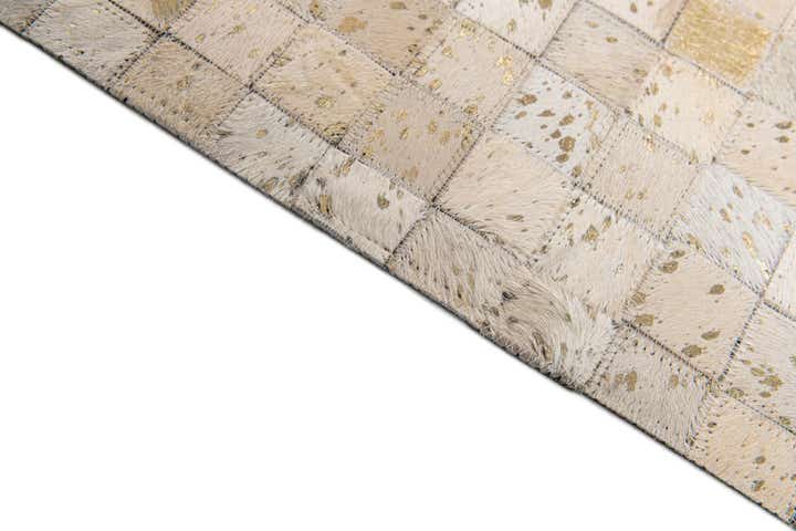 5' 3 x 7' 5 Cowhide Stocks Rug