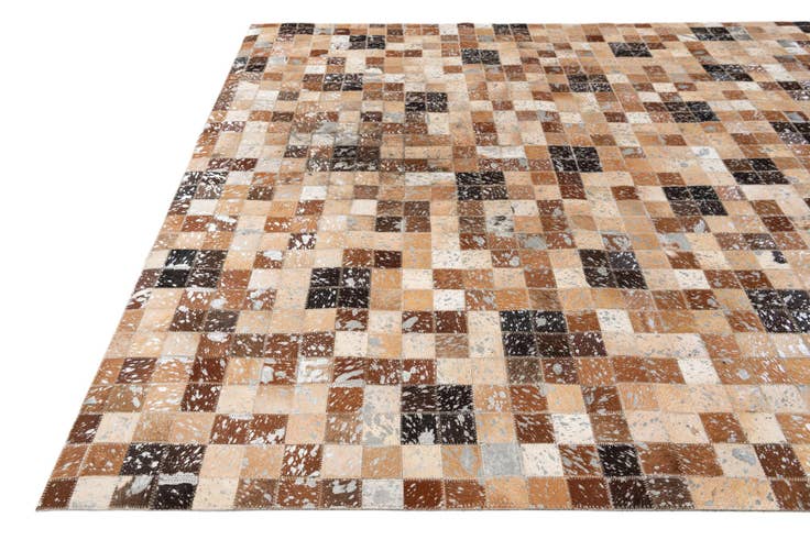 Detail image of 5' 2 x 7' 6 Cowhide Stocks Rug
