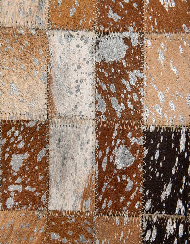 Detail image of 5' 2 x 7' 6 Cowhide Stocks Rug