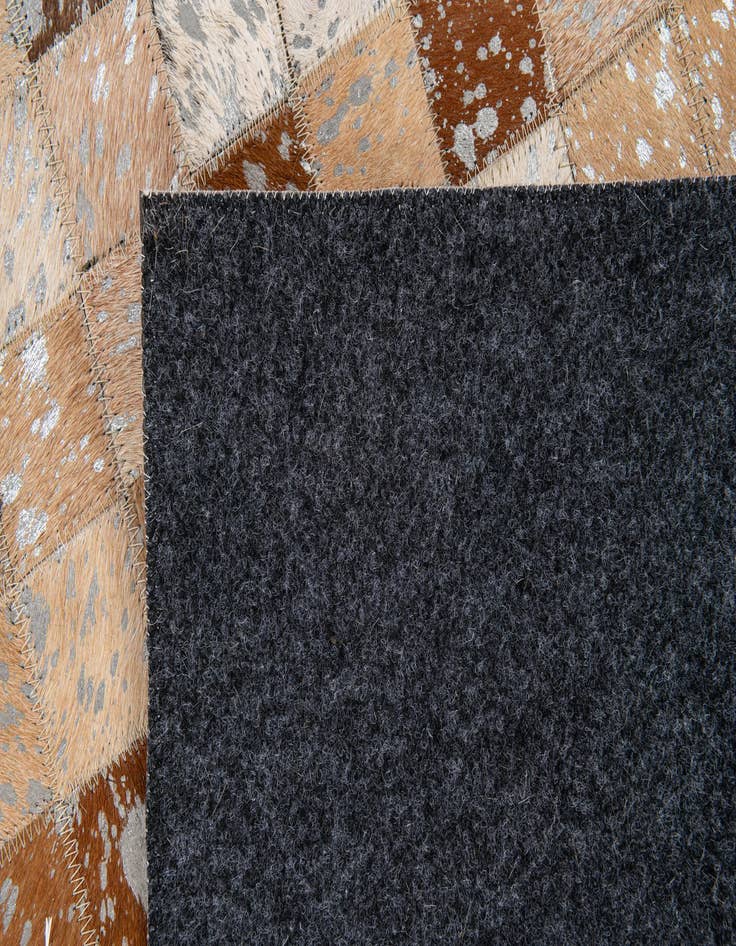 Detail image of 5' 2 x 7' 6 Cowhide Stocks Rug
