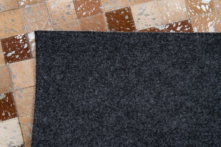 5' 3 x 7' 5 Cowhide Stocks Rug