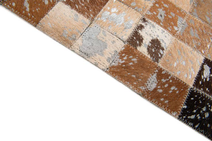 Detail image of 5' 3 x 7' 6 Cowhide Stocks Rug
