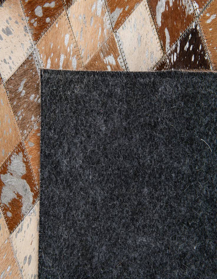 Detail image of 5' 3 x 7' 6 Cowhide Stocks Rug