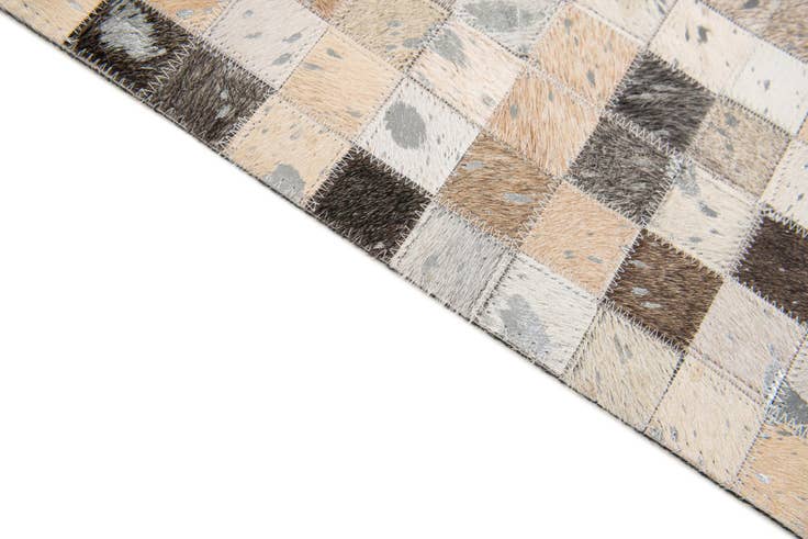 Detail image of 5' x 8' Cowhide Stocks Rug