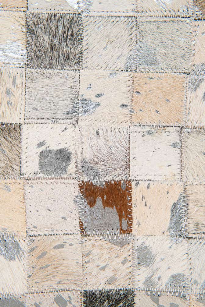 5' x 8' Cowhide Stocks Rug