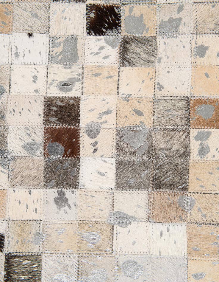 Detail image of 5' x 8' Cowhide Stocks Rug