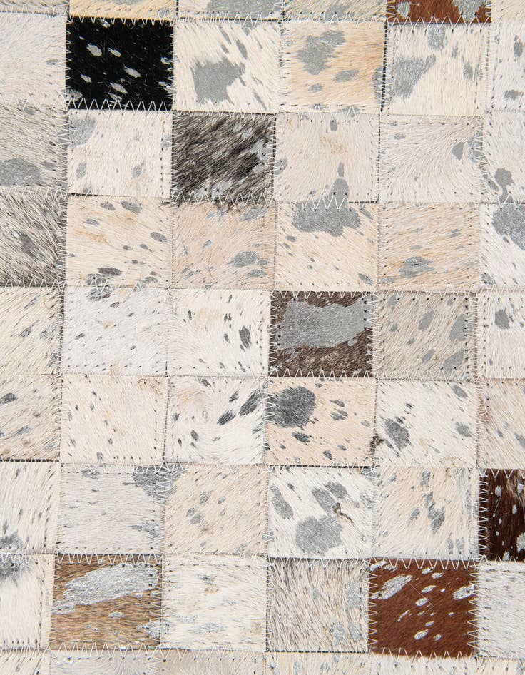 Detail image of 5' 1 x 7' 11 Cowhide Stocks Rug