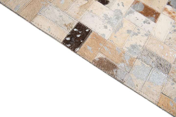 5' 3 x 7' 6 Cowhide Stocks Rug